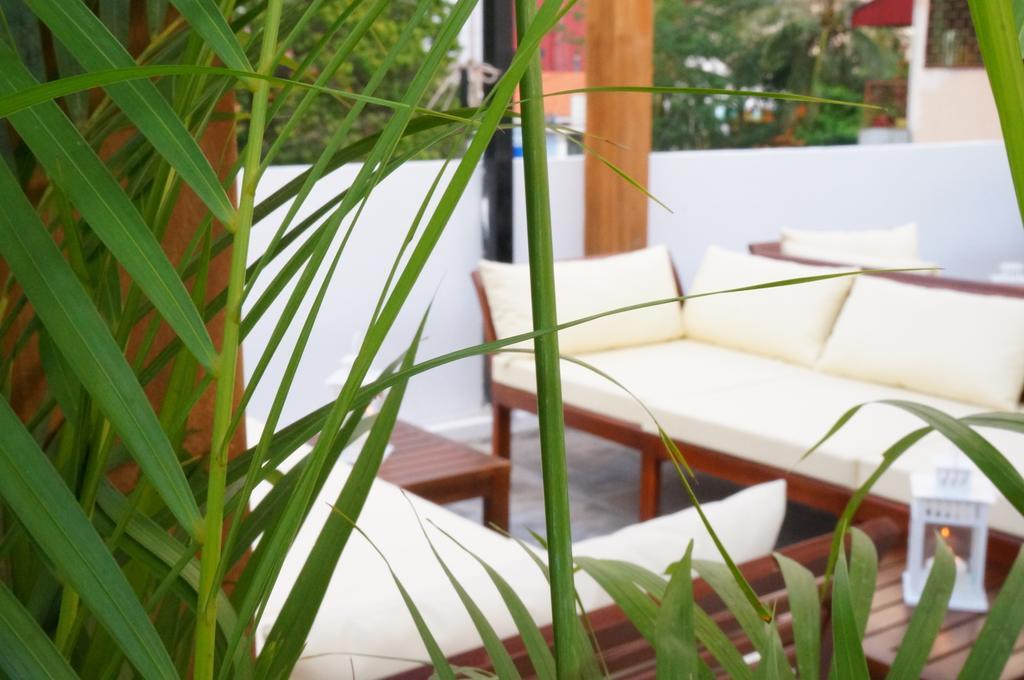 Aura Thematic Hostel Phnom Pen Exterior foto