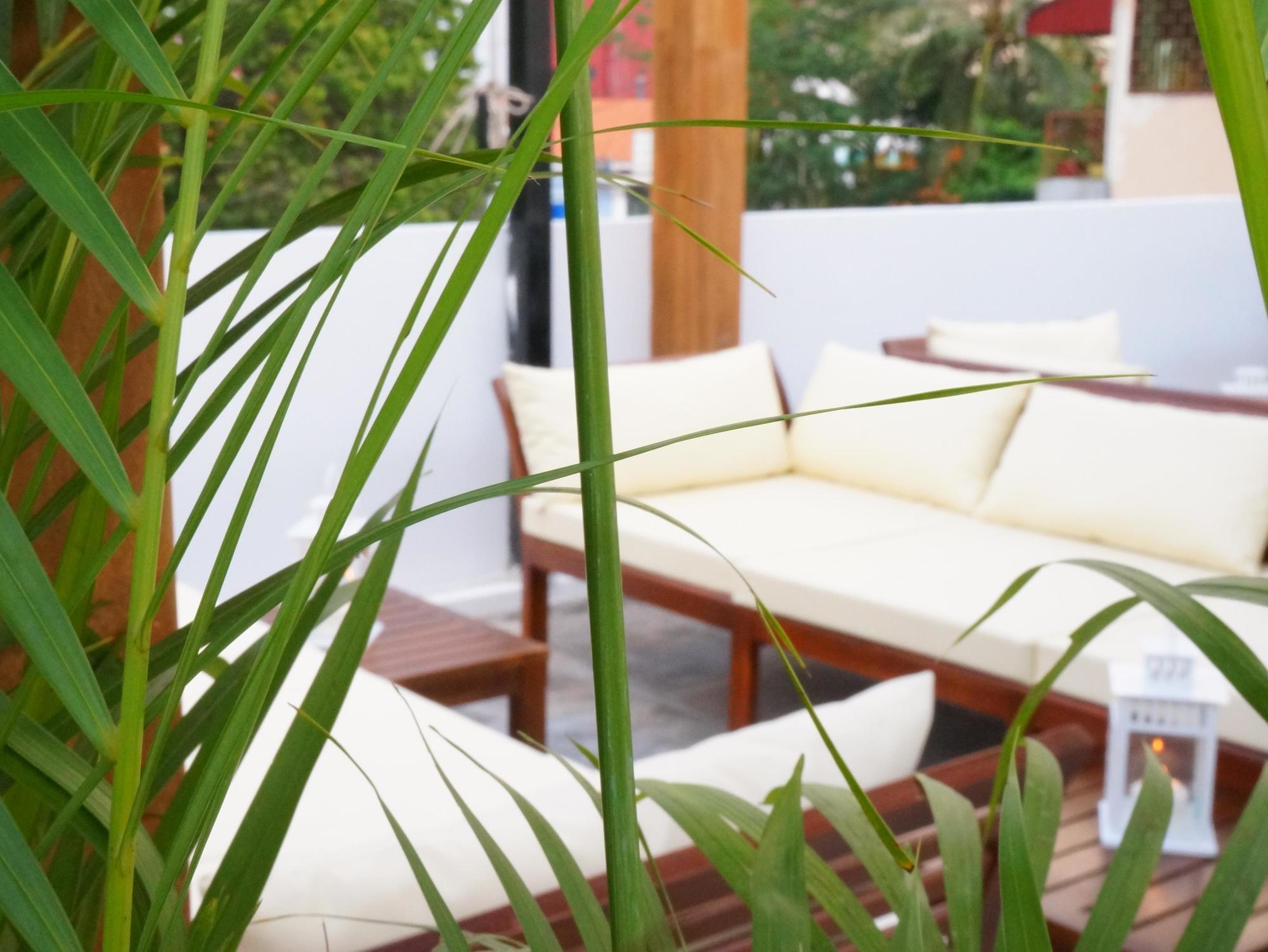 Aura Thematic Hostel Phnom Pen Exterior foto