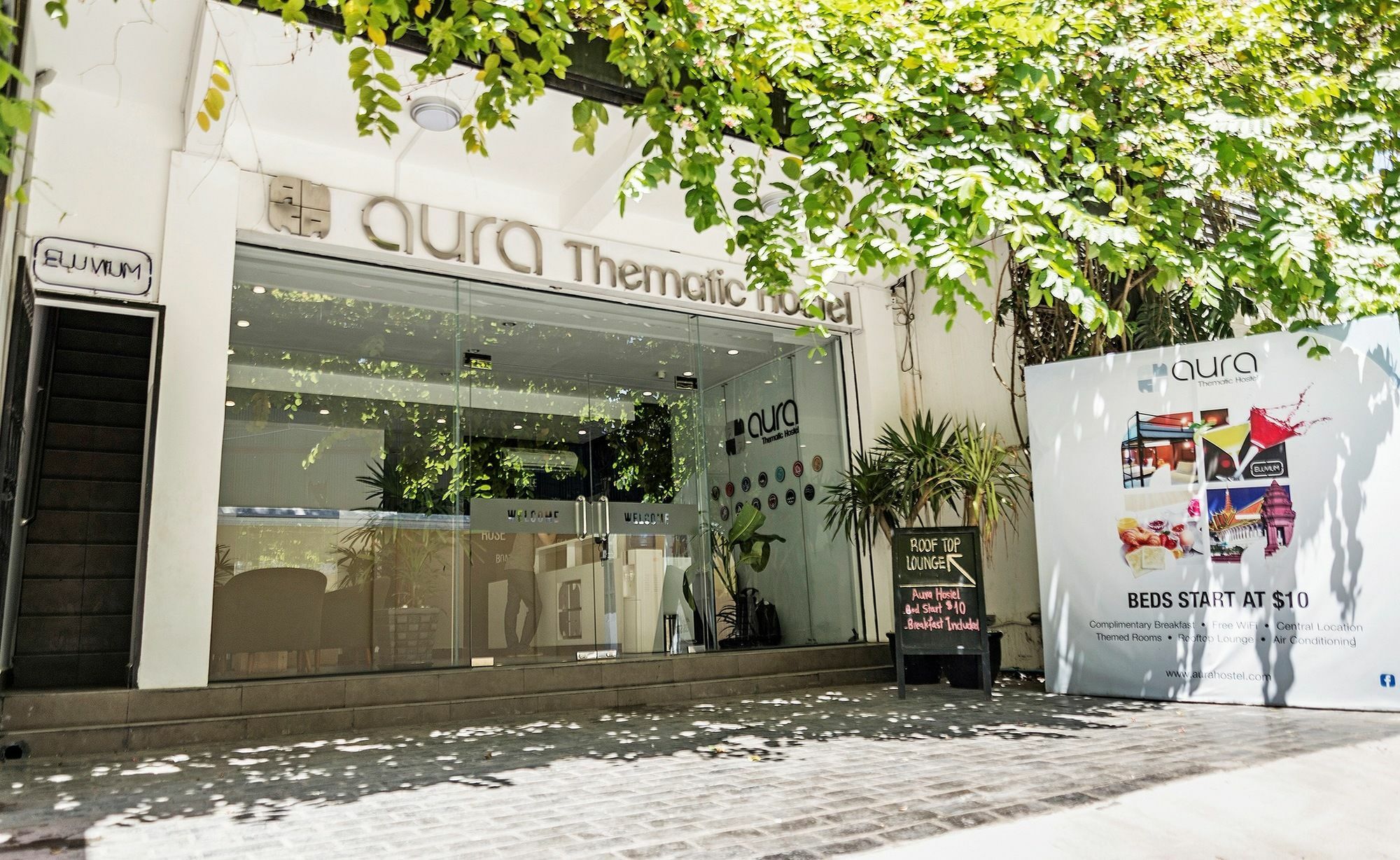 Aura Thematic Hostel Phnom Pen Exterior foto